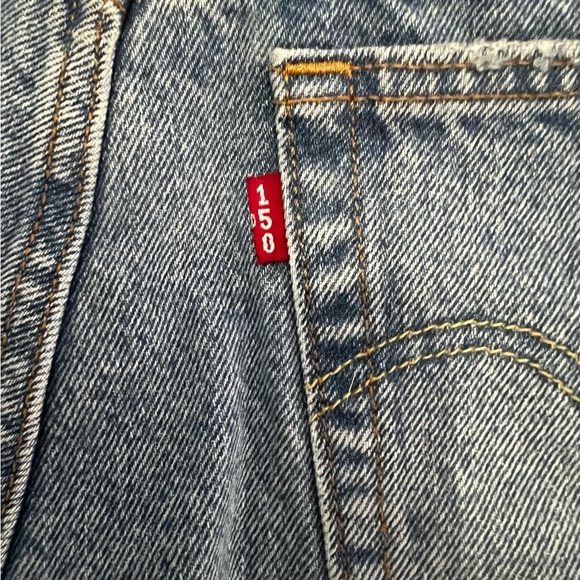 Levi’s 501 mid rise 150 years denim shorts - Picture 4 of 4